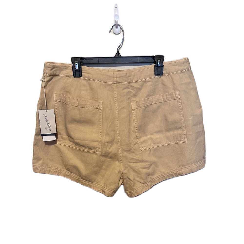 New Universal Thread Goods Co. High Rise Tan Shorts - Picture 3 of 5